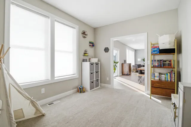 $718,000 | 11159 41st St Circle North, Lake Elmo, MN 55042