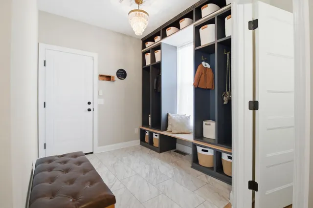 $718,000 | 11159 41st St Circle North, Lake Elmo, MN 55042