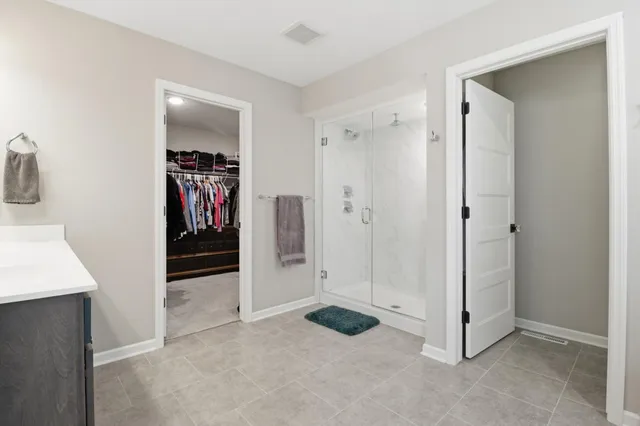 $718,000 | 11159 41st St Circle North, Lake Elmo, MN 55042