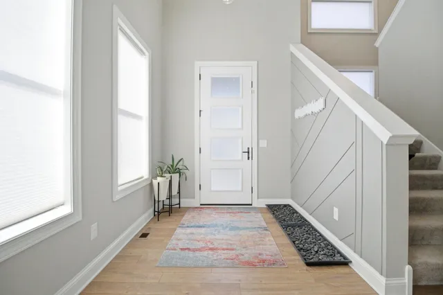 $718,000 | 11159 41st St Circle North, Lake Elmo, MN 55042