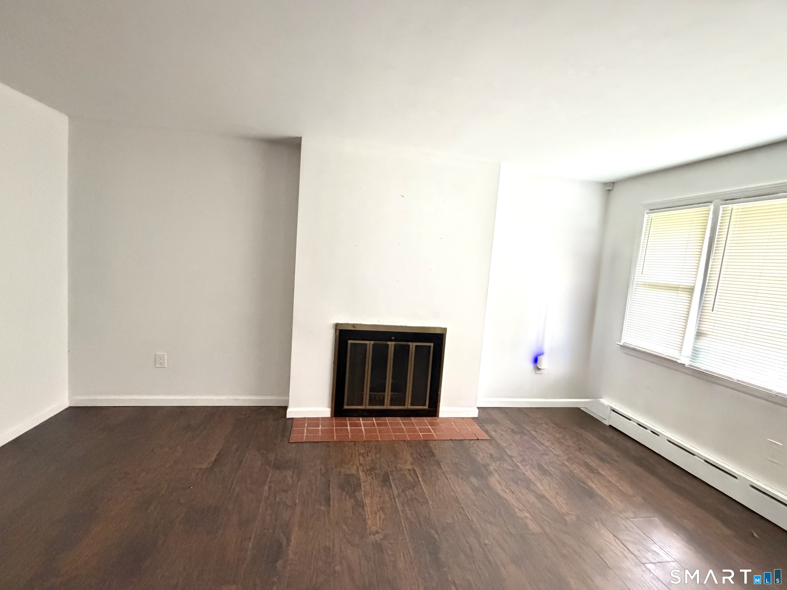 1645 Old Town Road Bridgeport, CT 06606 - Photo 7 of 24 Gallery Image 7
