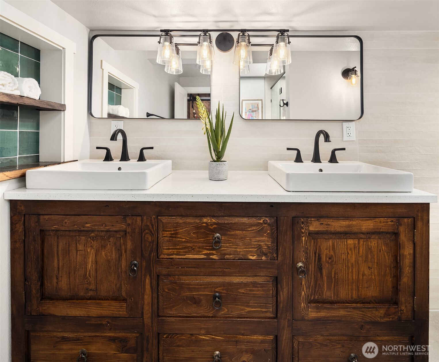 4938 Narbeck Avenue Everett, WA 98203 - Photo 19 of 40 a bathroom with a sink and a mirror