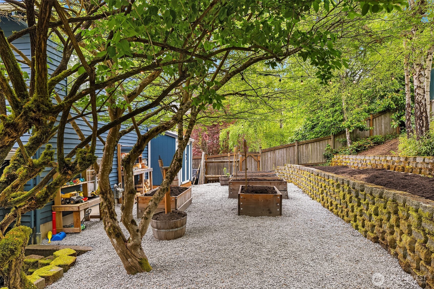 4938 Narbeck Avenue Everett, WA 98203 - Photo 30 of 40 a view of outdoor space and deck