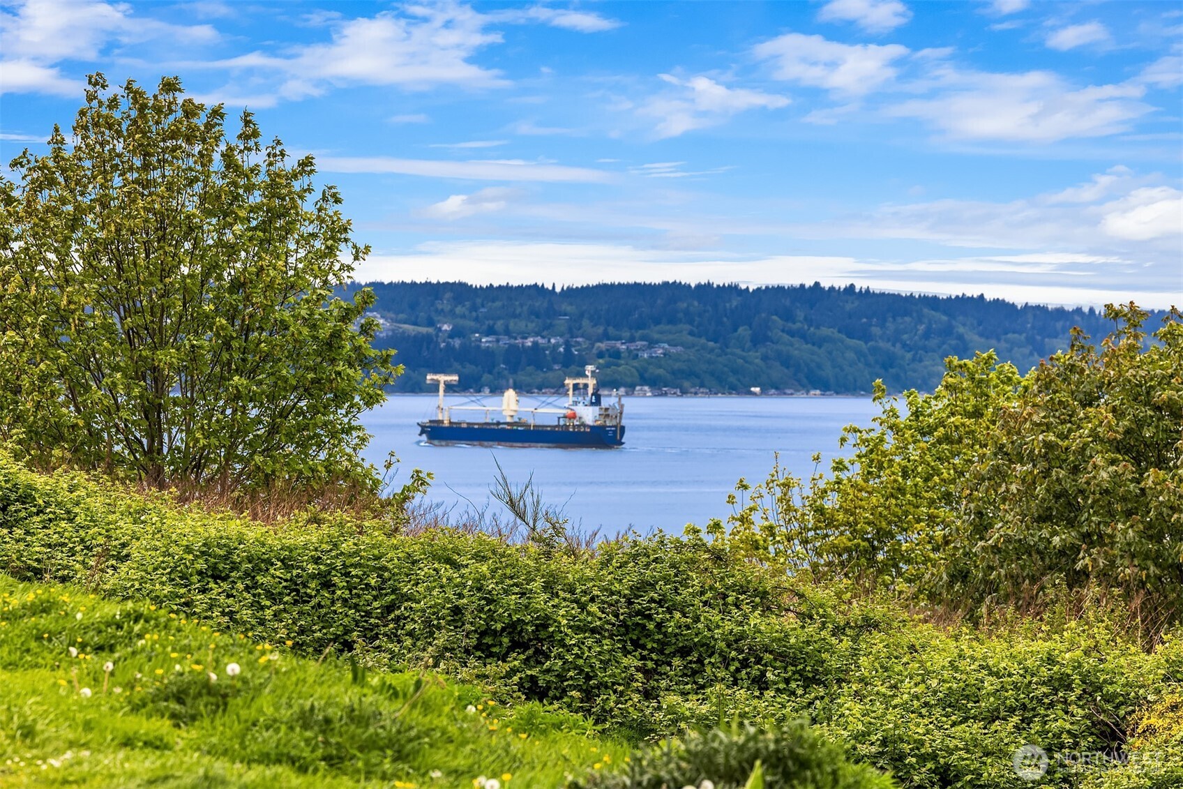 4938 Narbeck Avenue Everett, WA 98203 - Photo 40 of 40 a view of a city with sunset view