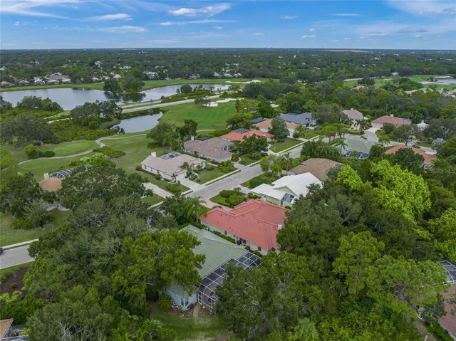 $1,222,000 | 6660 St James Crossing, University Park, FL 34201
