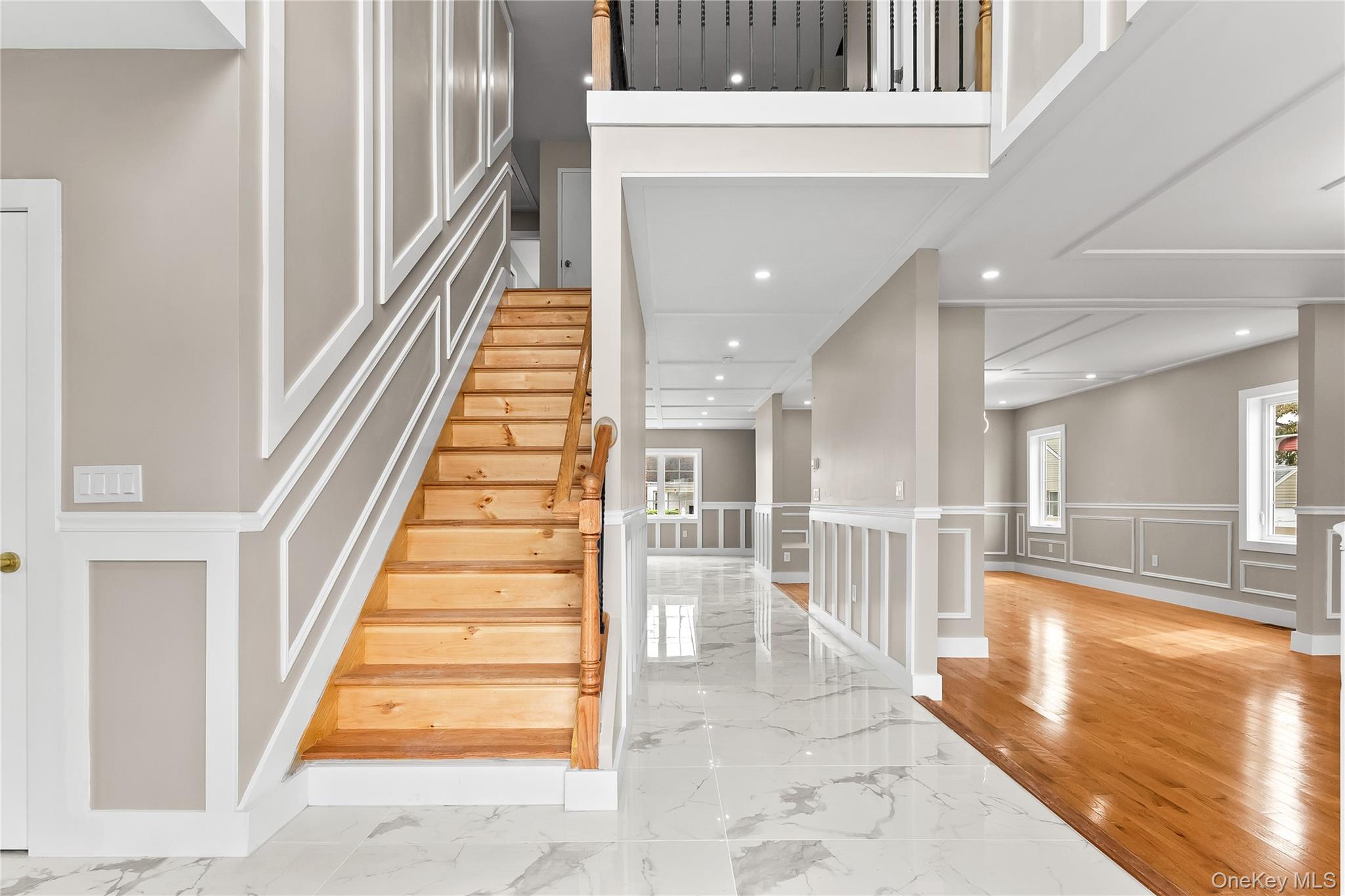 311 Lyon Street Valley Stream, NY 11580 - Photo 4 of 45 a view of an entryway