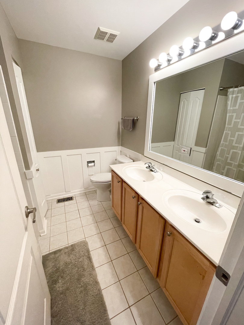 2421 Golf Ridge Circle, Unit 2421 Naperville, IL 60563 - Photo 14 of 19