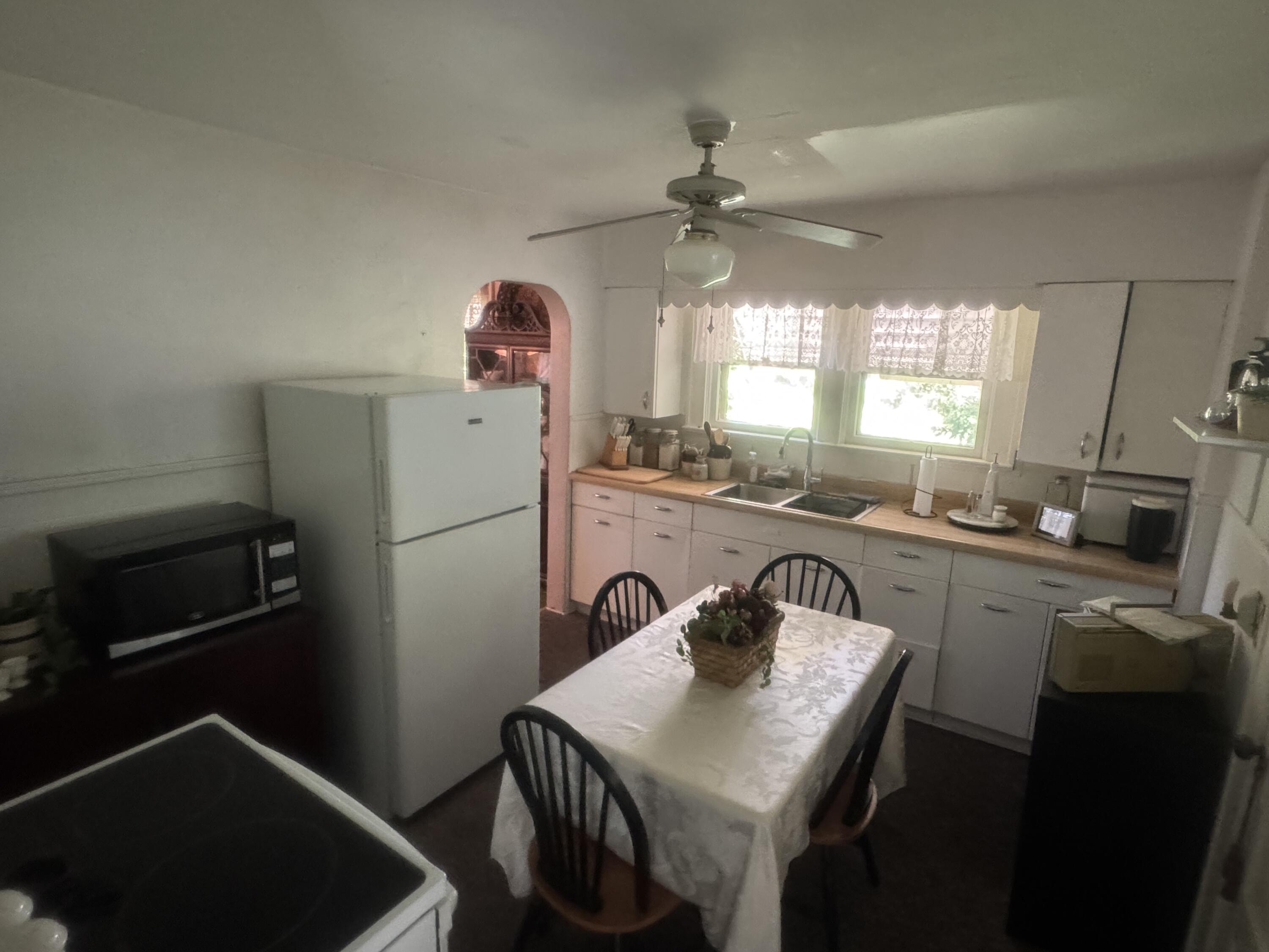 375 Ridge Road Springfield, OH 45503 - Photo 13 of 23