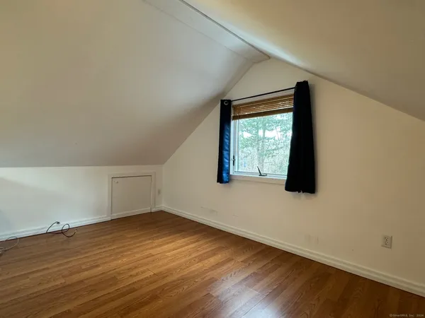 $1,600 | 592 Horse Pond Road, Madison, CT 06443