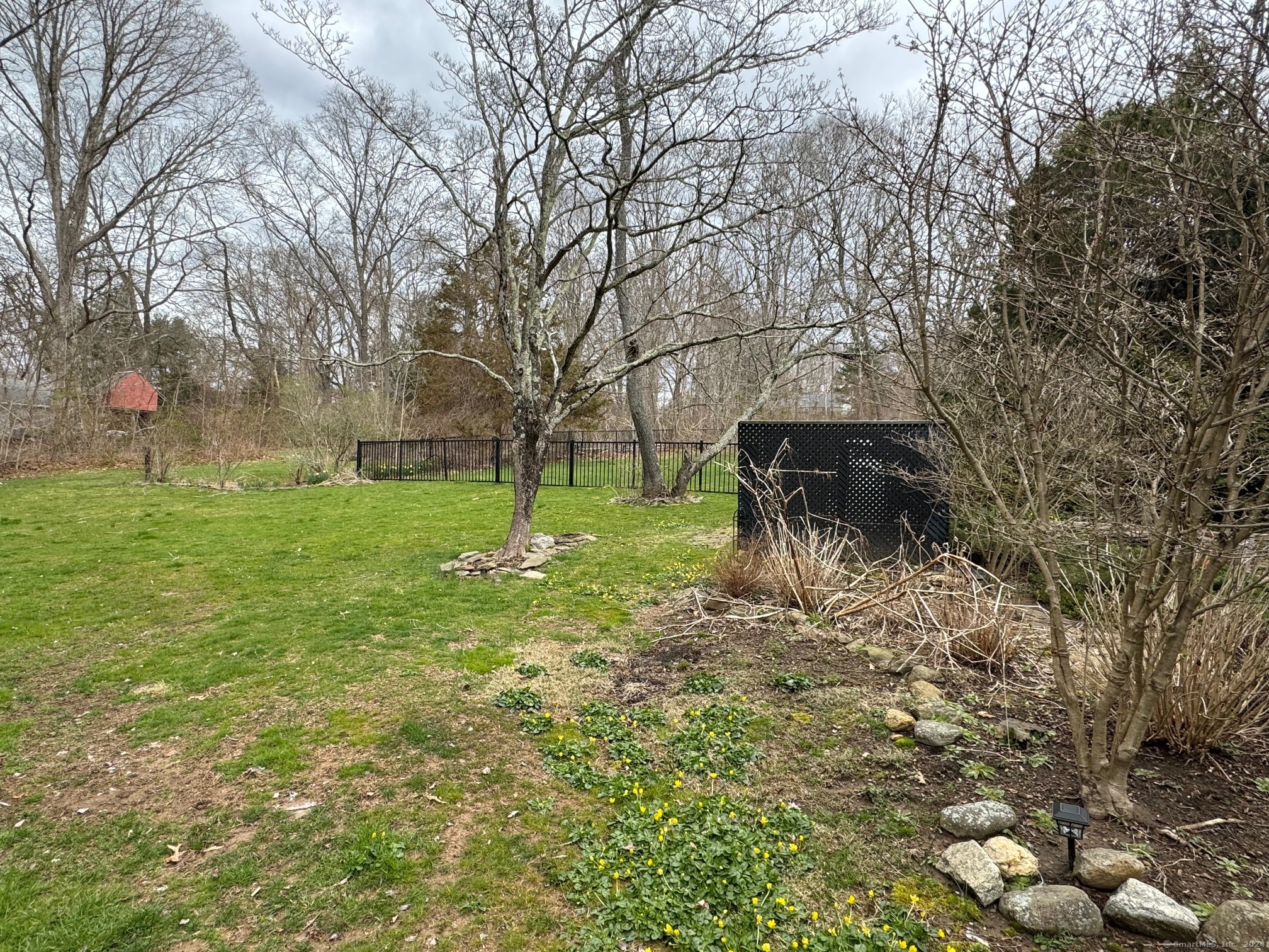 592 Horse Pond Road Madison, CT 06443 - Photo 5 of 33