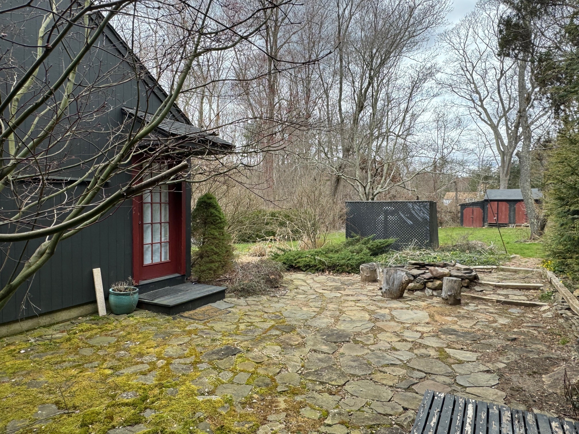 592 Horse Pond Road Madison, CT 06443 - Photo 9 of 33