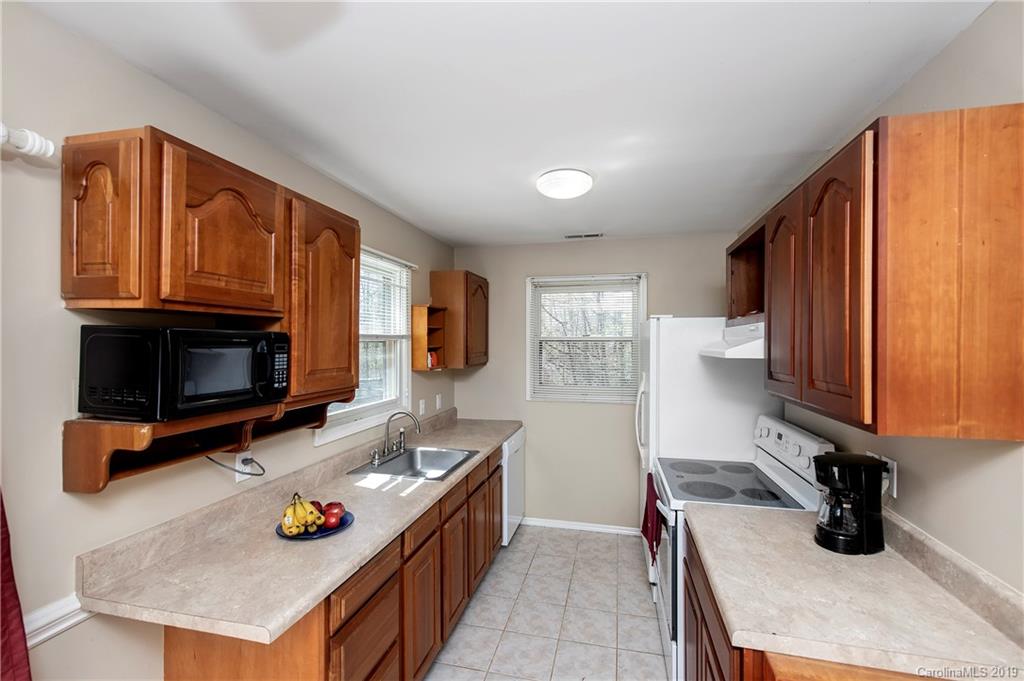 2730 Hart Road Charlotte, NC 28214 - Photo 22 of 30 Gallery Image 22