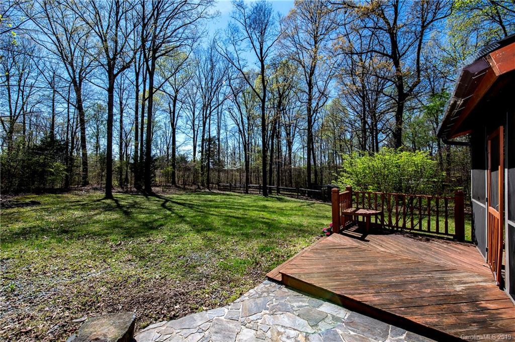 2730 Hart Road Charlotte, NC 28214 - Photo 9 of 30 Gallery Image 9