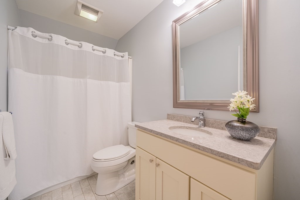 4 Gibson Road, Unit 2 Lexington, MA 02420 - Photo 22 of 42