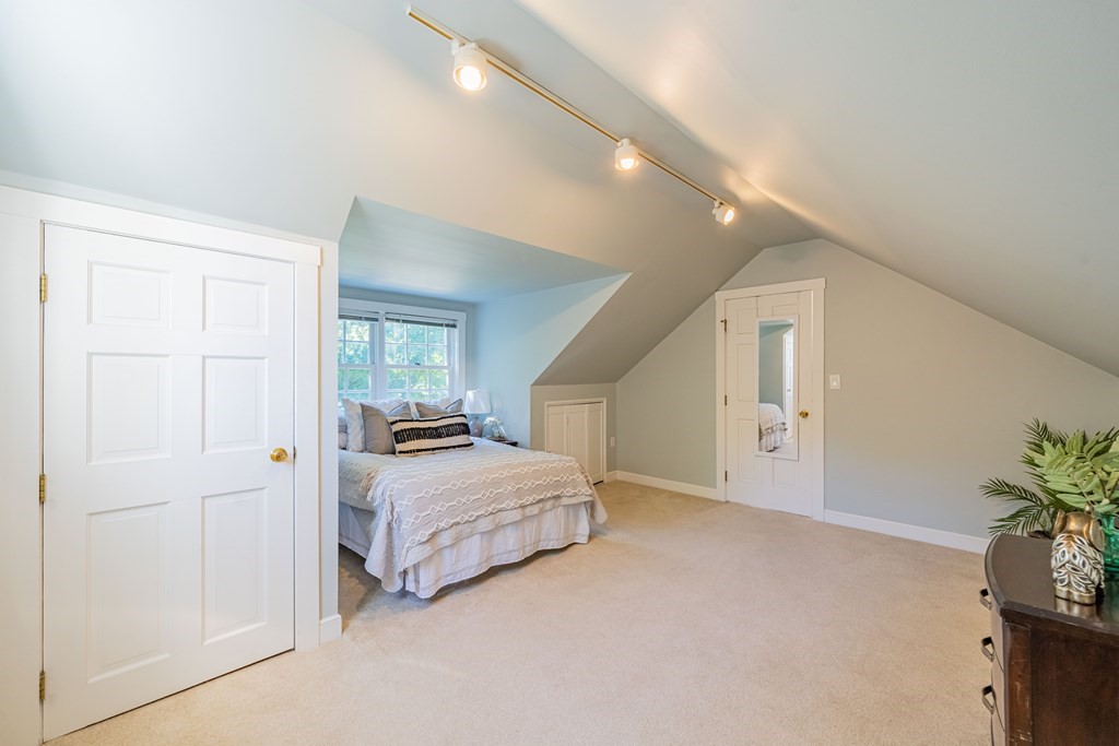 4 Gibson Road, Unit 2 Lexington, MA 02420 - Photo 26 of 42