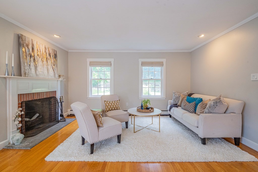 4 Gibson Road, Unit 2 Lexington, MA 02420 - Photo 3 of 42
