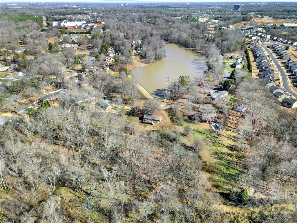 507 Lakeview Road Fort Mill, SC 29715 - Photo 35 of 36 Gallery Image 35