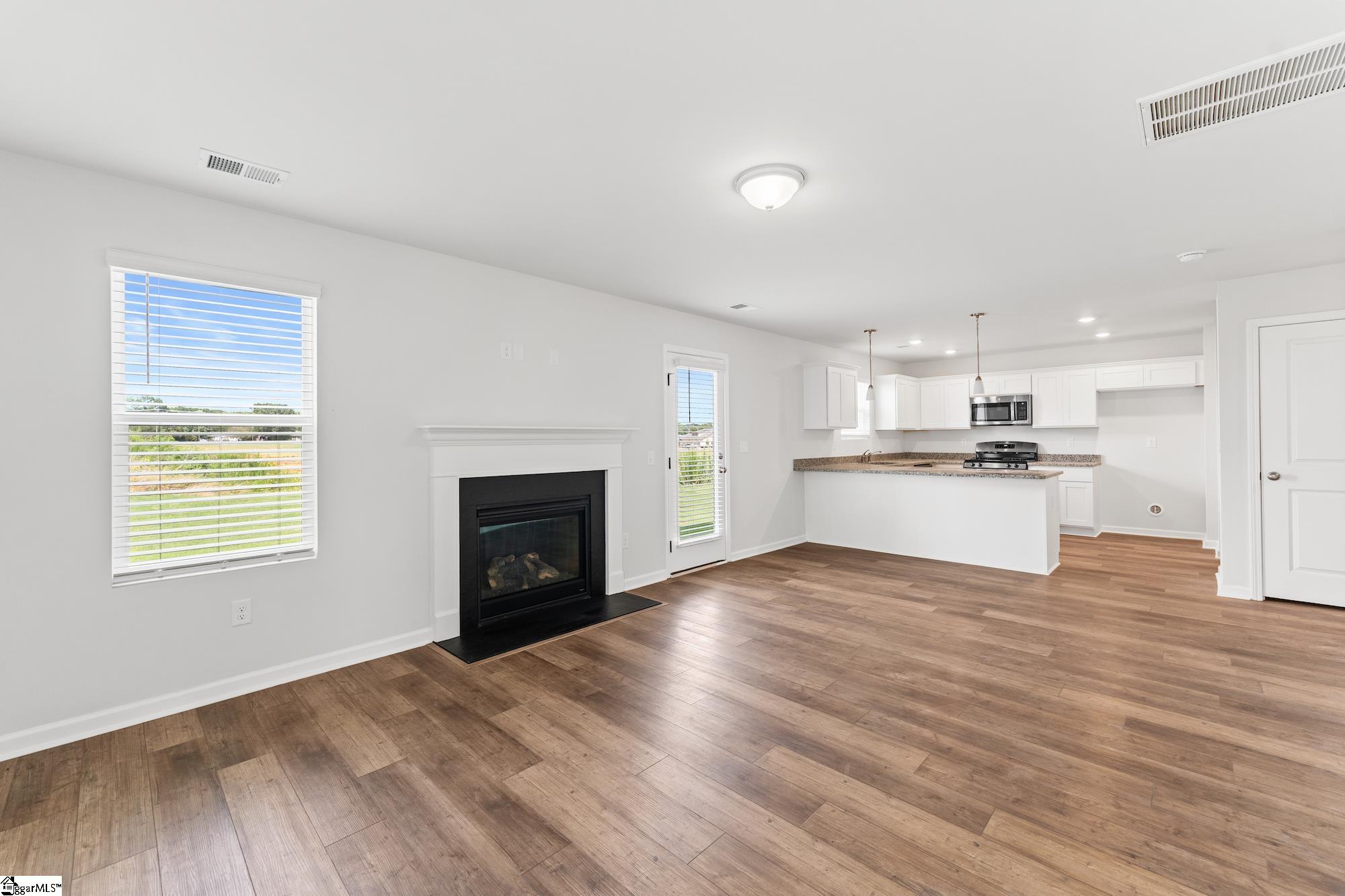 7035 Wingate Drive Inman, SC 29349 - Photo 9 of 34