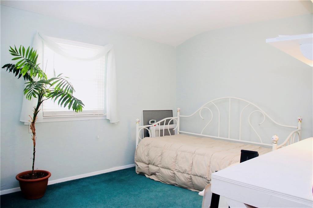 421 Foster Road Staten Island, NY 10309 - Photo 11 of 26 Gallery Image 11
