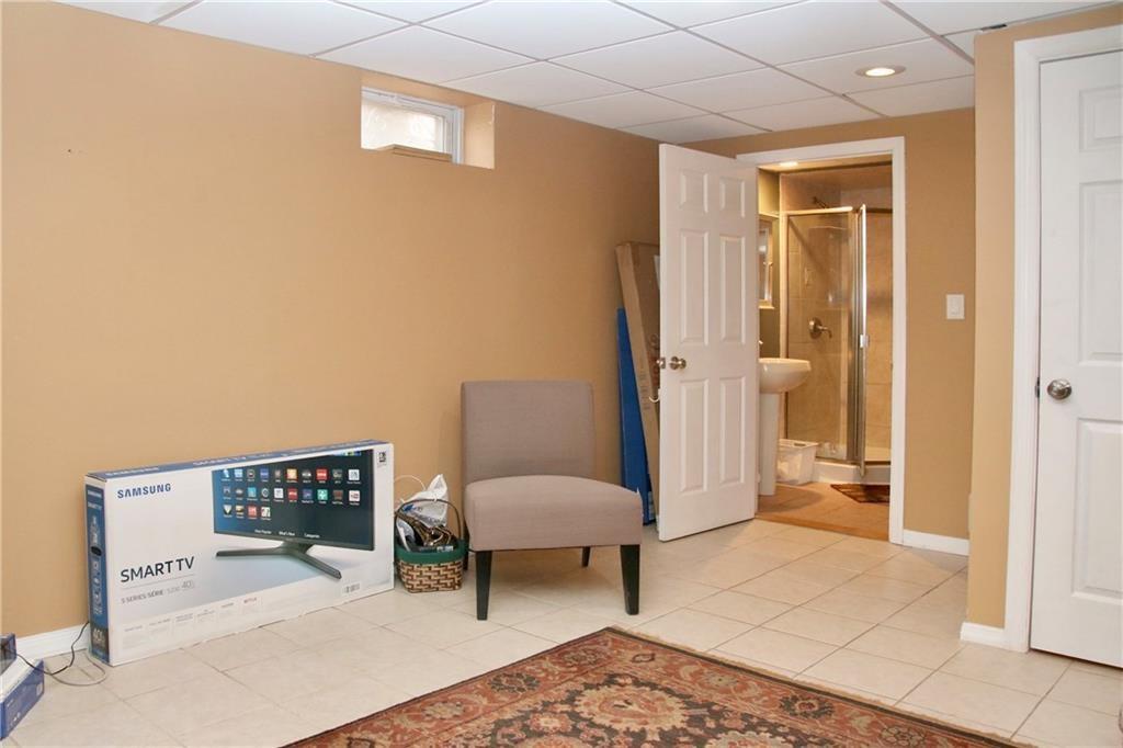 421 Foster Road Staten Island, NY 10309 - Photo 22 of 26 Gallery Image 22