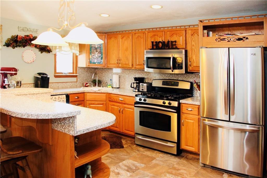 421 Foster Road Staten Island, NY 10309 - Photo 5 of 26 Gallery Image 5