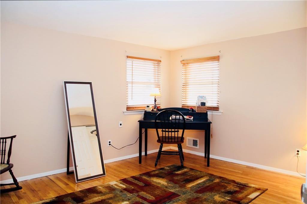 421 Foster Road Staten Island, NY 10309 - Photo 10 of 26 Gallery Image 10