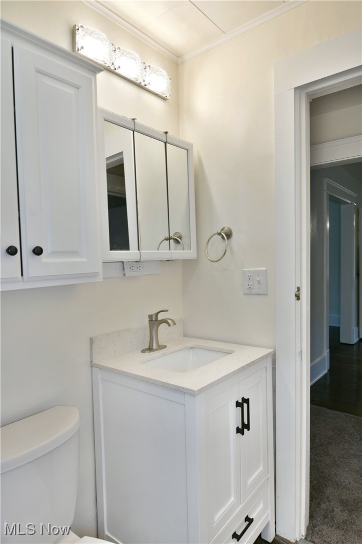 9043 Howland Springs Road Southeast Warren, OH 44484 - Photo 16 of 28