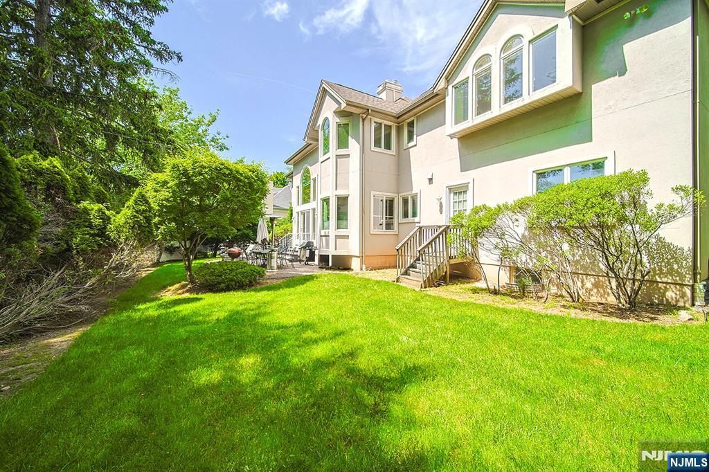 6 Maplewood Road Closter, NJ 07624 - Photo 39 of 40