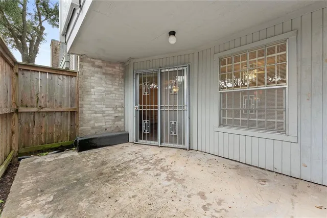 $1,250 | 10871 Braes Bend Drive, Unit 10871, Houston, TX 77071