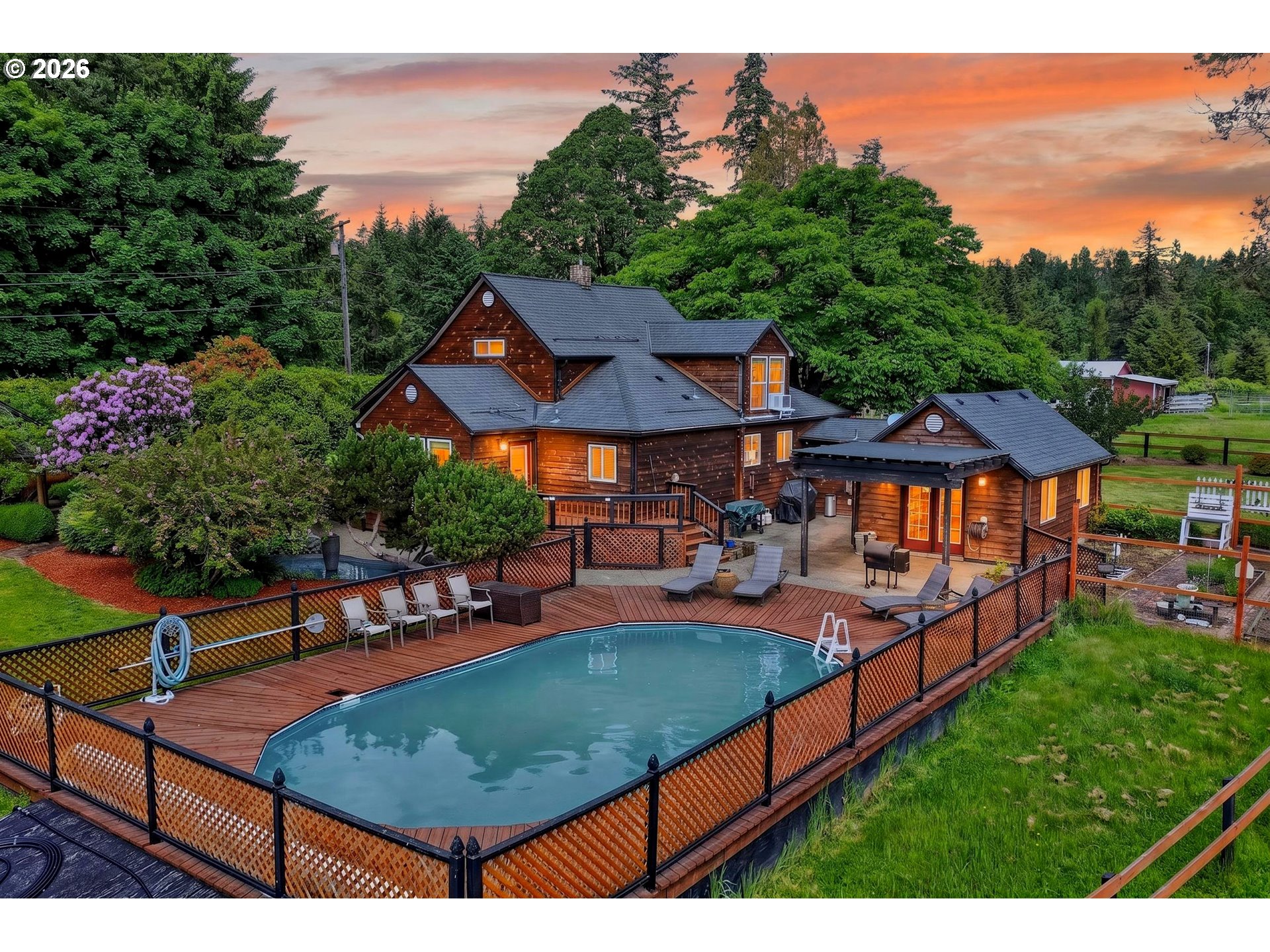 20556 South May Road Oregon City, OR 97045 - Photo 2 of 48 Swimming Pool