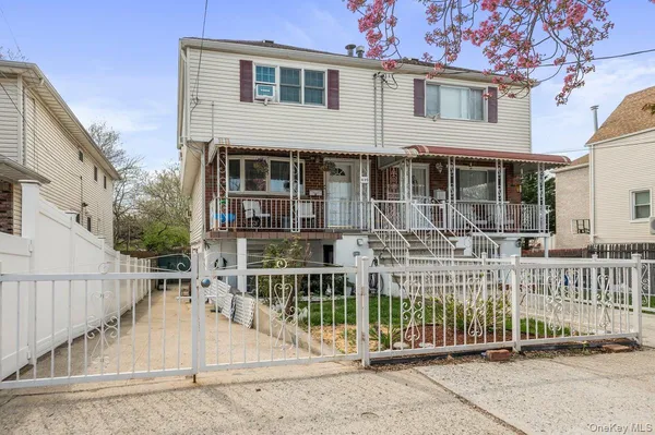 $699,000 | 635 Revere Avenue | Throgs Neck