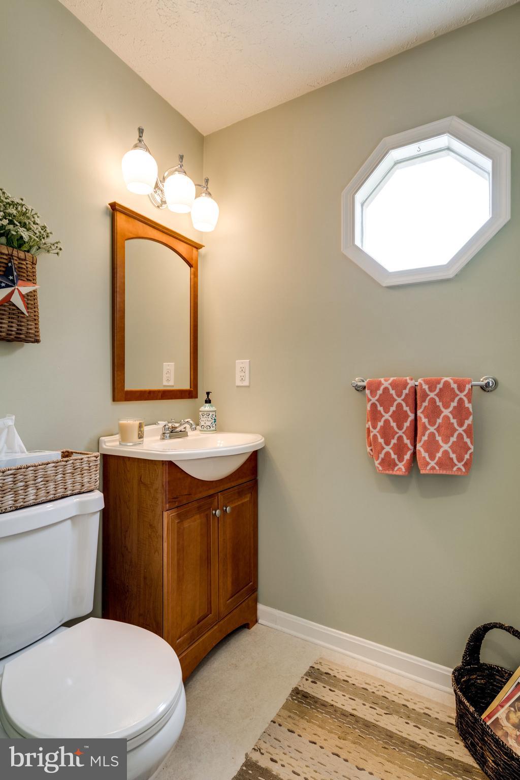 7371 Stream Way Springfield, VA 22152 - Photo 14 of 58 Half bath on main level