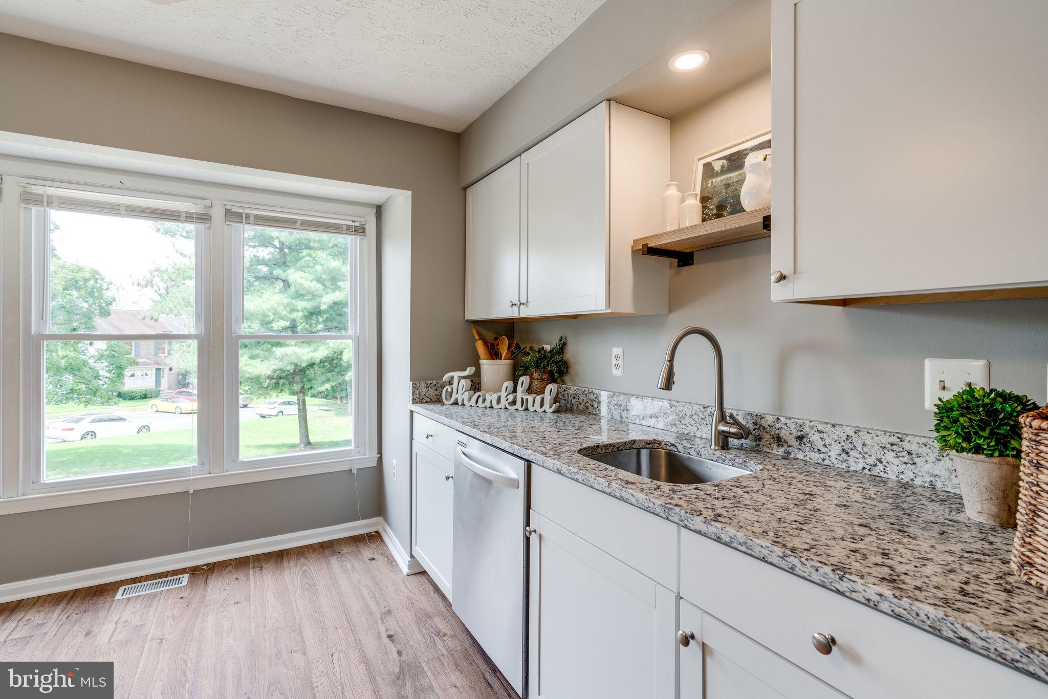 7371 Stream Way Springfield, VA 22152 - Photo 3 of 58 Brand new granite and cabinets