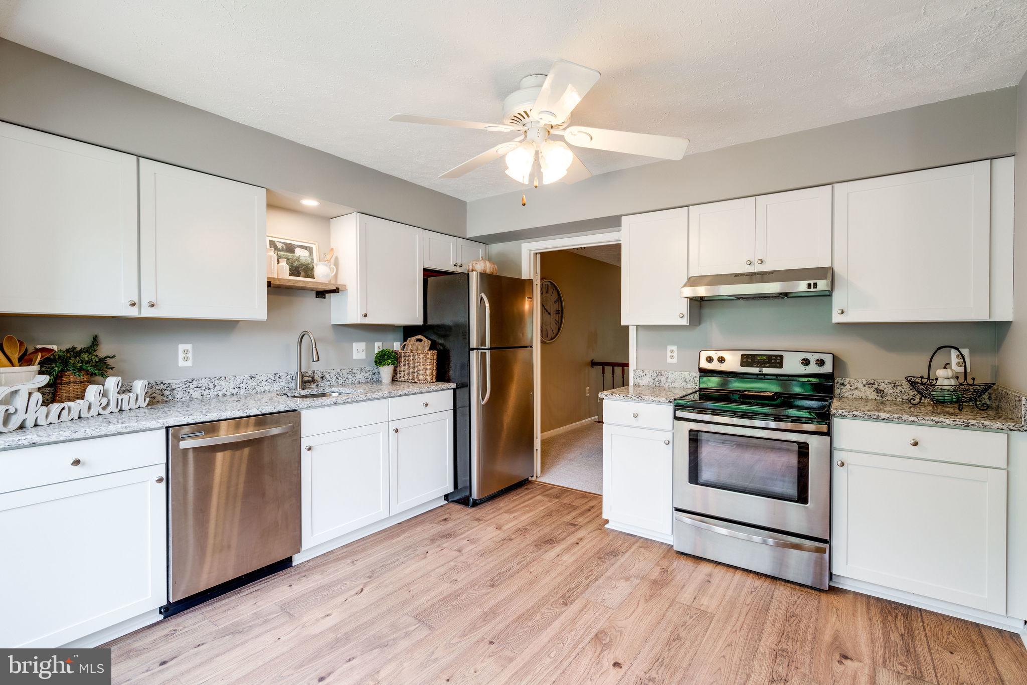 7371 Stream Way Springfield, VA 22152 - Photo 5 of 58 Stainless steel appliances