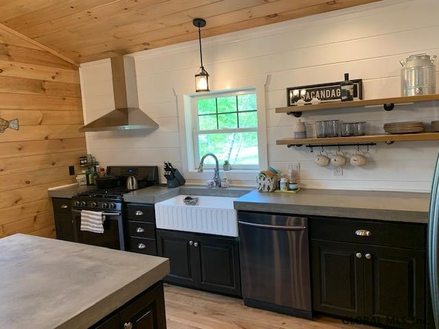145 Juergens Point Road Mayfield, NY 12117 - Photo 4 of 34 Photo 4