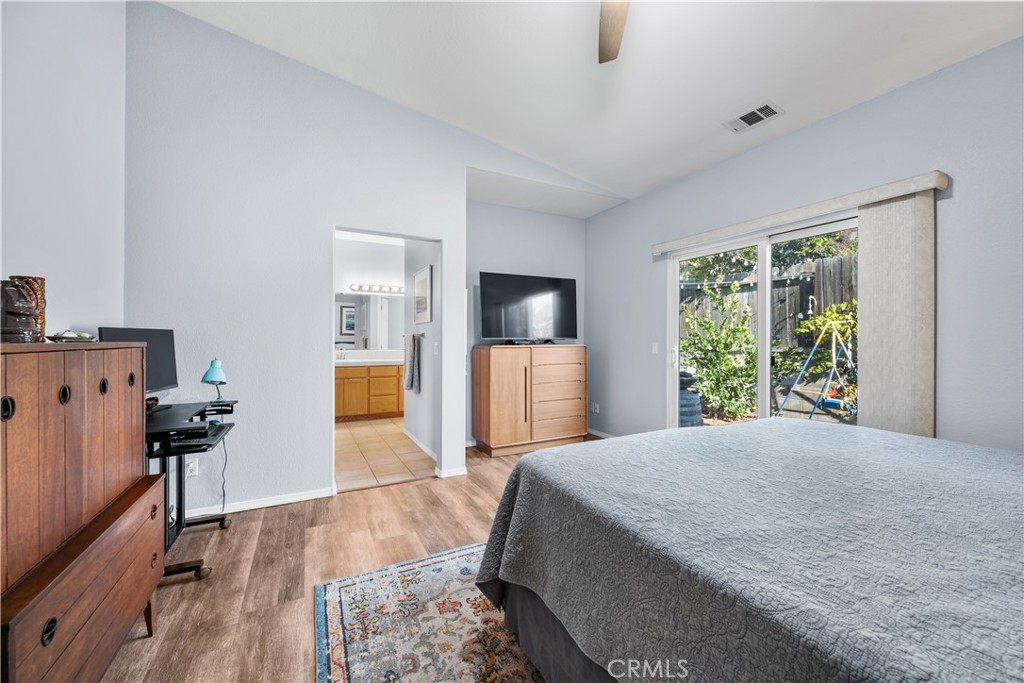 121 Headwaters Road Templeton, CA 93465 - Photo 18 of 37 Primary bedroom