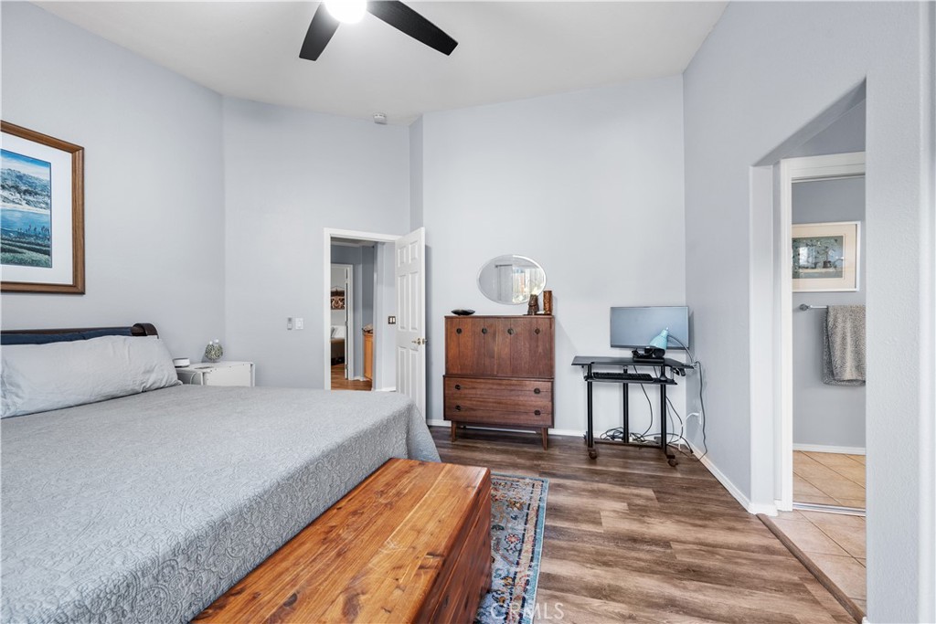 121 Headwaters Road Templeton, CA 93465 - Photo 20 of 37 Primary bedroom