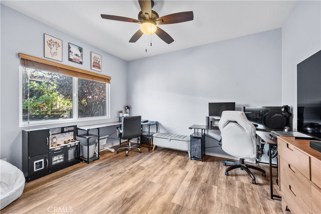 121 Headwaters Road Templeton, CA 93465 - Photo 28 of 37 Bedroom 3