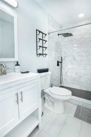 $1,100,000 | 1647 Northwest 29th Avenue, Miami, FL 33125