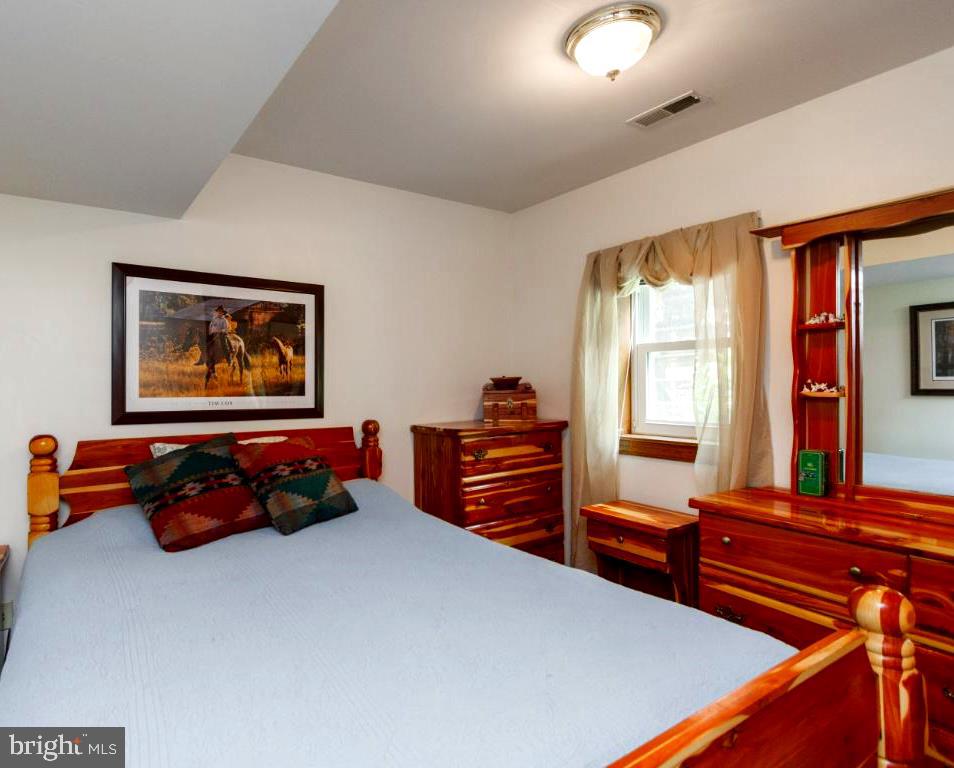2559 Courtney School Road Midland, VA 22728 - Photo 29 of 64 Gallery Image 29