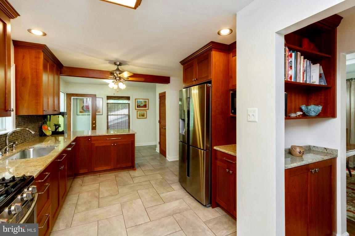 2559 Courtney School Road Midland, VA 22728 - Photo 5 of 64 Gallery Image 5
