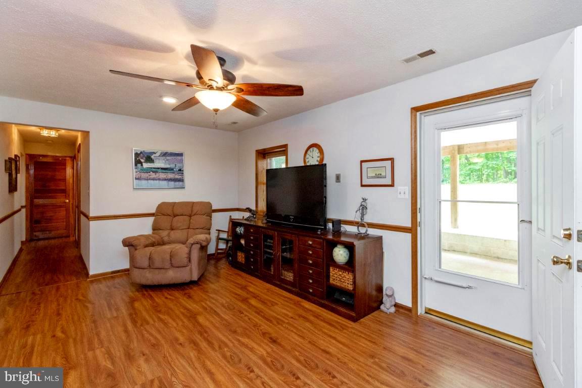 2559 Courtney School Road Midland, VA 22728 - Photo 48 of 64 Gallery Image 48