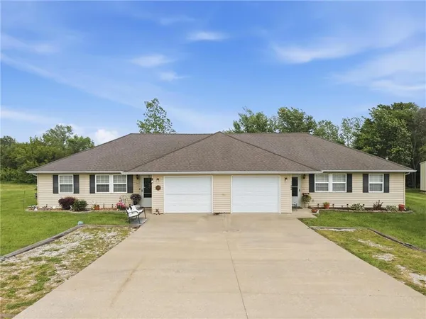 $265,000 | 1 Wood Oak Avenue, Richmond, MO 64085