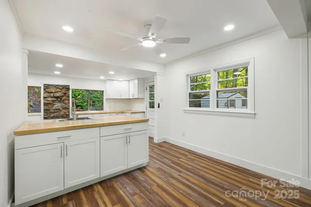 $268,900 | 111 Rose Creek Road, Franklin, NC 28734