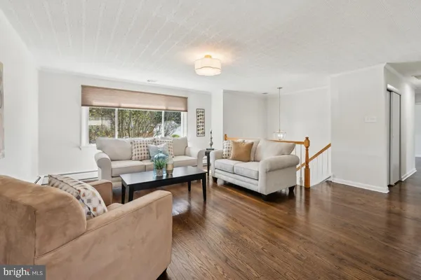 $3,900 | 747 Hedy Avenue, Cherry Hill, NJ 08002