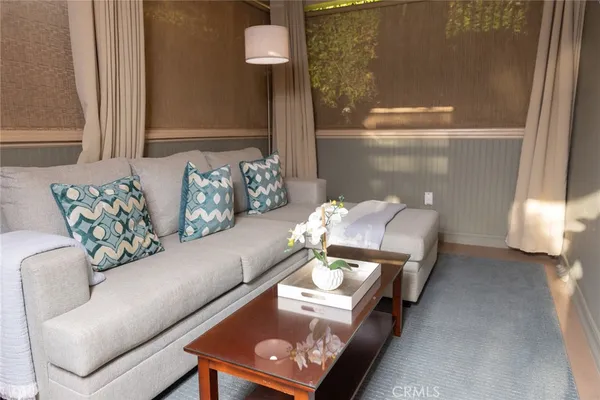 $4,200 | 464 Bent Street, Unit B, Laguna Beach, CA 92651