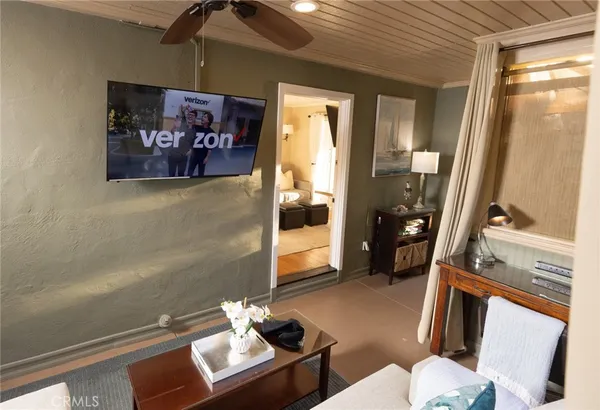 $4,200 | 464 Bent Street, Unit B, Laguna Beach, CA 92651