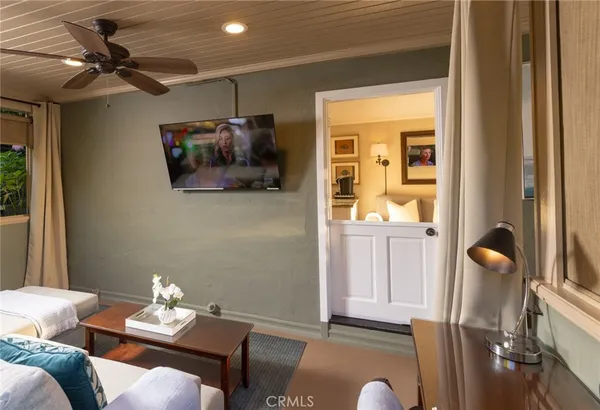 $4,200 | 464 Bent Street, Unit B, Laguna Beach, CA 92651