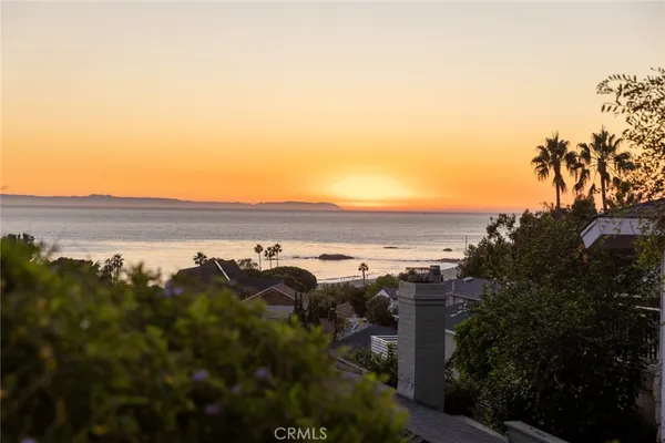 $3,995 | 464 Bent Street, Unit B, Laguna Beach, CA 92651