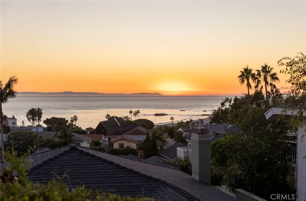 $3,995 | 464 Bent Street, Unit B, Laguna Beach, CA 92651